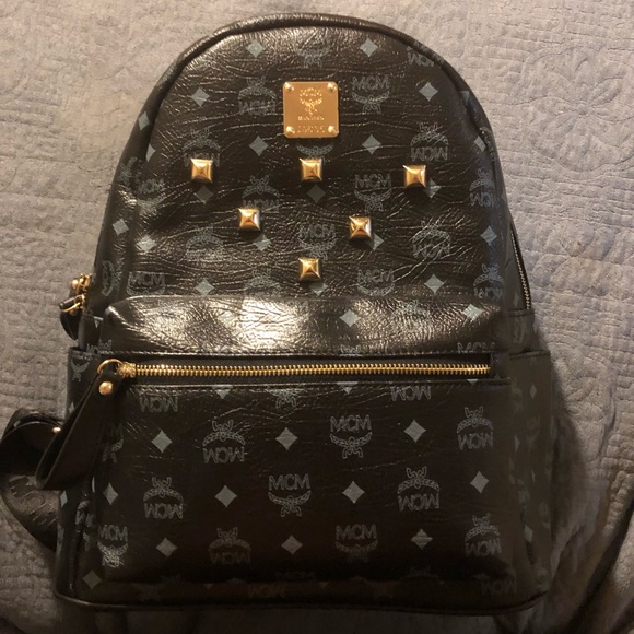 mcm backpack i0635